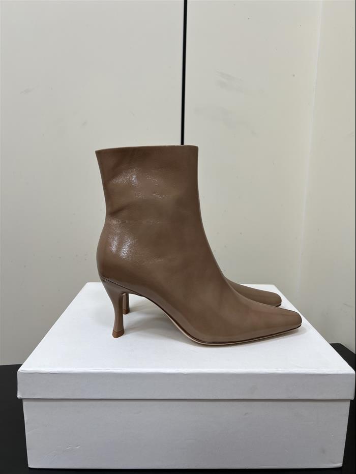 20251128174331249 390